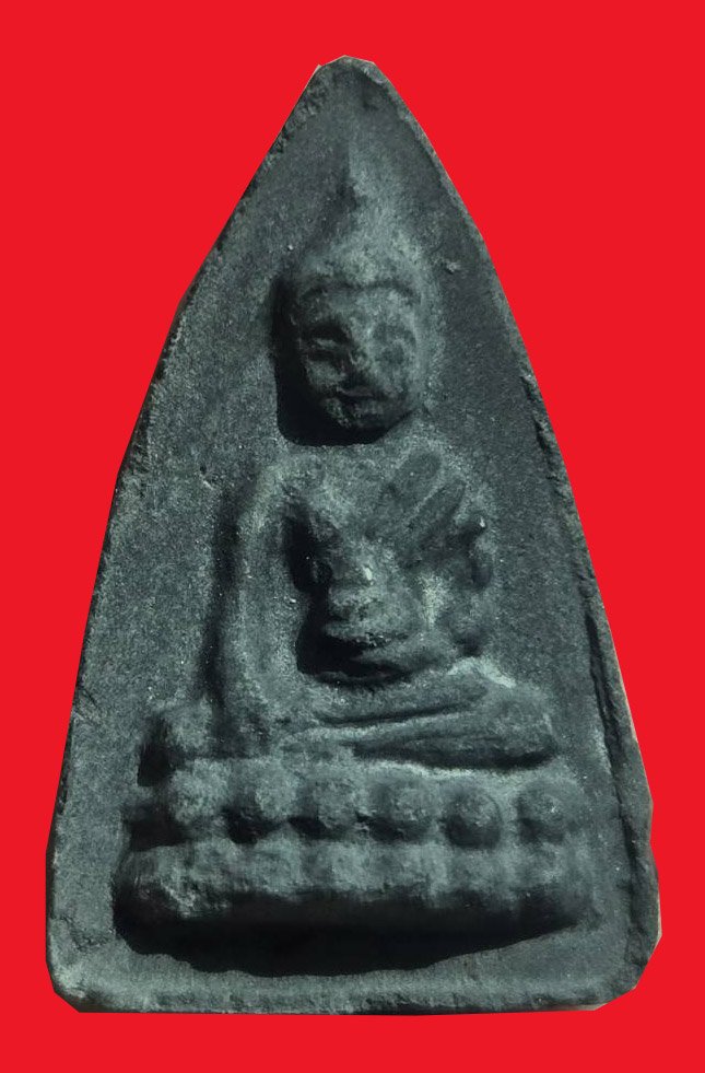 303845 พระพุทโธน้อยแม่ชีบุญเรือน  วัดอาวุธวิกสิตาราม  พิมพ์ใหญ่ หลังยันต์นะอะระหัง  เนื้อผงใบลาน พ.ศ 2494 กทม.