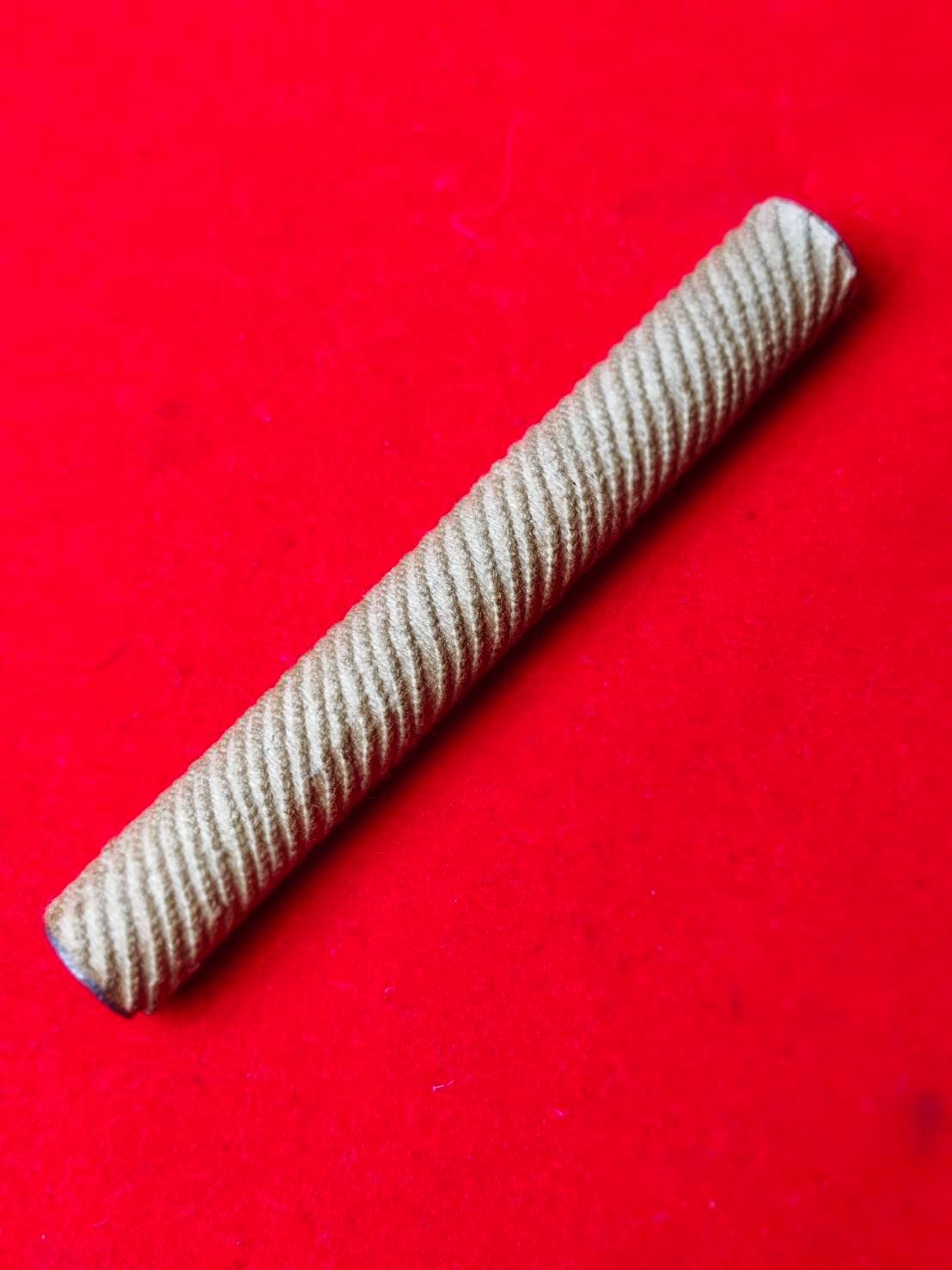  303899 ตะกรุดวิรุณจำบัง (นิยม)  เนื้อทองเหลืองและตะกั่ว  สร้างปี 2515-2521  หลวงพ่อกวย วัดโฆสิตาราม  (บ้านแค) จ.ชัยนาท 