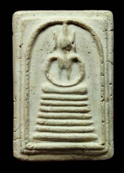 304473 พระสมเด็จเกศไชโย รุ่นสร้างเขื่อน  พิมพ์ 7 ชั้น เนื้อผง พุทธศักราช2495 วัดไชโยวรวิหาร จ.อ่างทอง