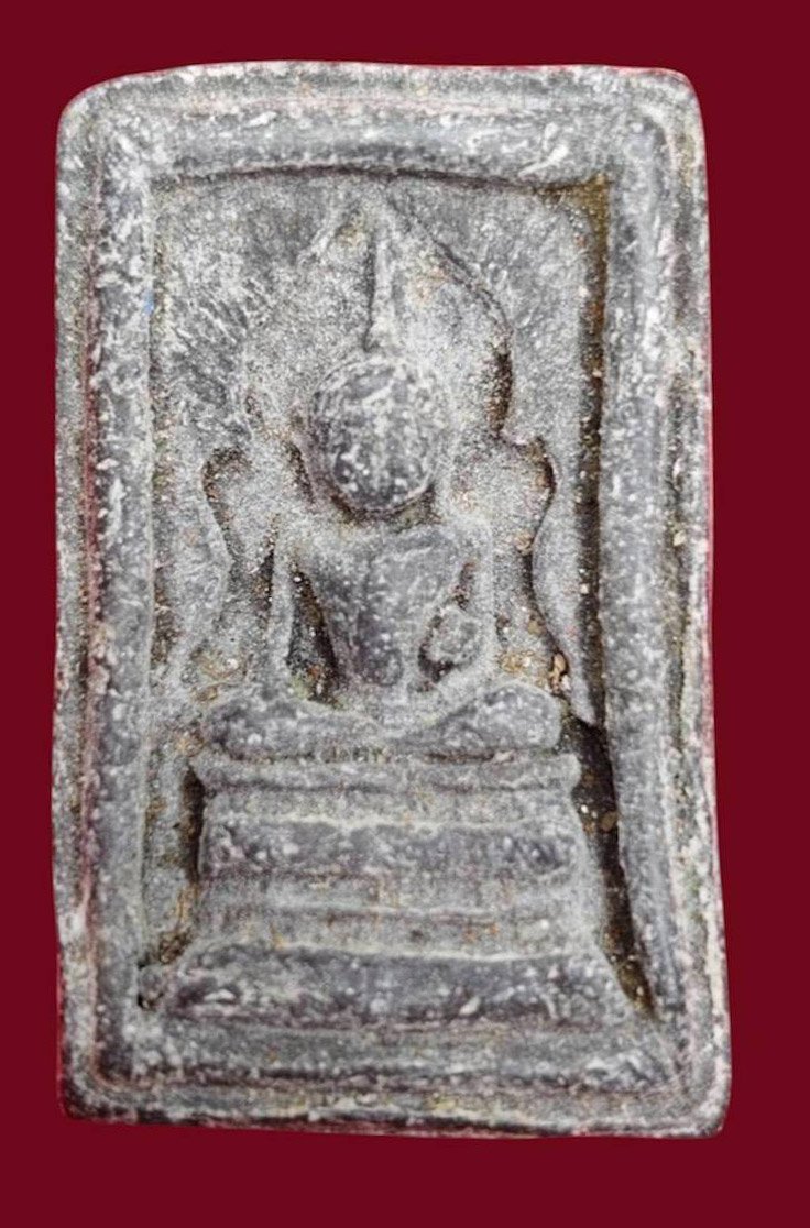 307477 พระสมเด็จแหวกม่าน  หลวงพ่อกวย พ.ศ. 2500 เนื้อผงใบลานผสมว่าน  พิมพ์โบราณหลังยันต์นะ  วัดโฆสิตาราม(บ้านแค) จ.ชัยนาท 