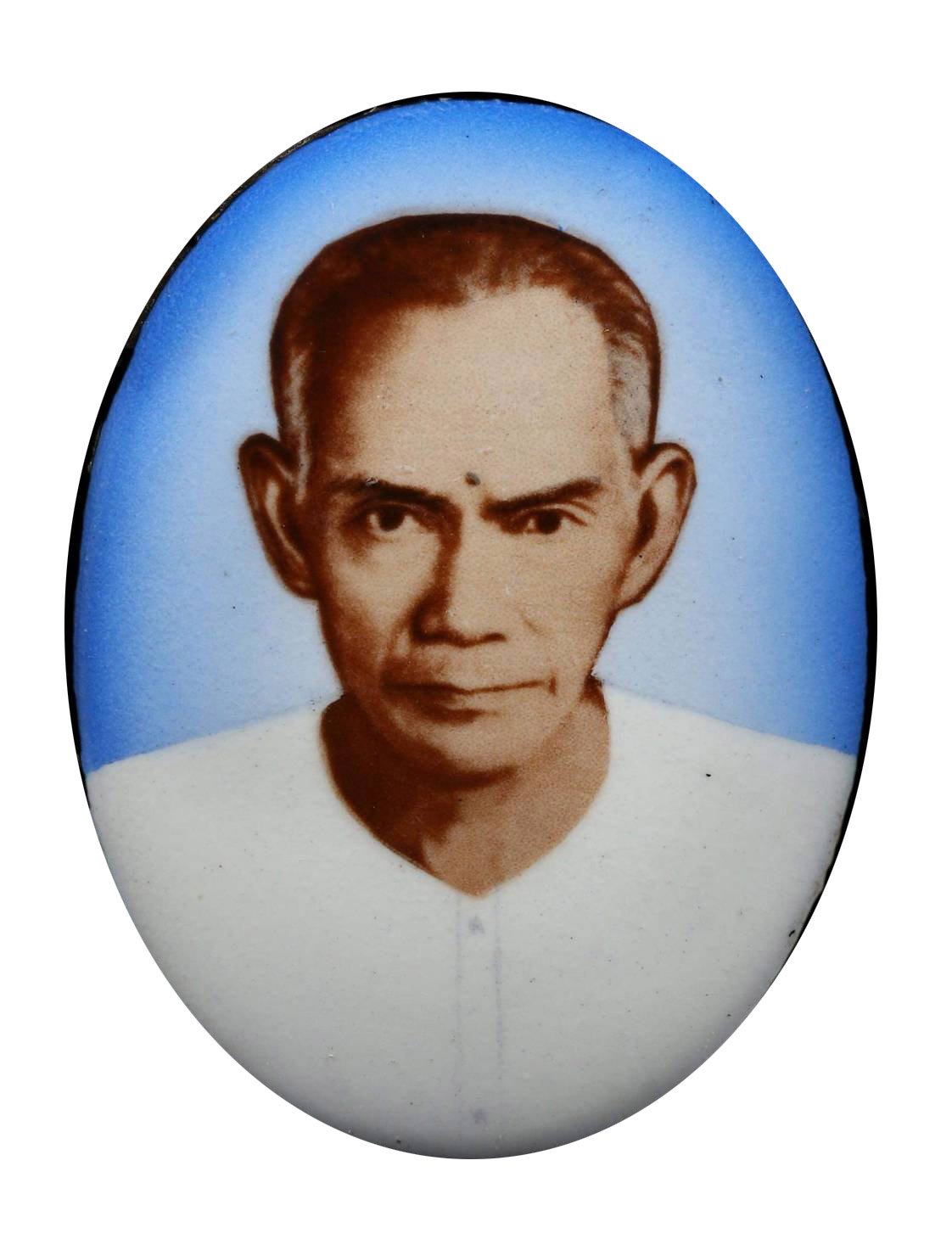 297127 ล๊อคเก็ตอาจารย์โง้วกิมโคย  เซียนแปะโรงสี รุ่นแรก  หน้าหนุ่ม พิมพ์กลาง  ฉากฟ้า ปี2519 จ.ปทุมธานี